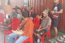 Kombes Benny: Puji Tuhan, Evakuasi 15 Pekerja yang Disandera KKB Berjalan Lancar  - JPNN.com Papua