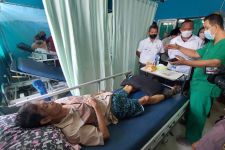 Yan Mandenas Terkejut Melihat Pelayanan Kesehatan di RSUD Merauke - JPNN.com Papua