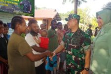 Danrem Merauke Bagikan Tambahan Gizi Bagi Anak Stunting - JPNN.com Papua