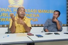 Komnas HAM Papua Siap Jadi Mediator Pembebasan Pilot Susi Air - JPNN.com Papua