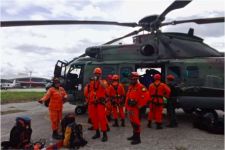 Tim SAR Gabungan ke TKP Kecelakaan Pesawat dengan Cara Ini - JPNN.com Papua
