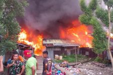 Puluhan Rumah Termasuk Pos TNI & Polri Ludes Terbakar di Merauke - JPNN.com Papua