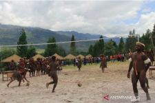 Pokja Otsus Memfasilitasi Pertemuan Terkait Polemik Pemakaian Koteka Saat Papua Street Carnival - JPNN.com Papua