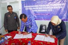 Kemenkumham Papua Barat dan 5 LBH Teken Kerja Sama untuk Bantuan Hukum Kepada Masyarakat - JPNN.com Papua