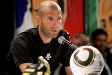 Mourinho Minta Zidane jadi Asisten - JPNN.com