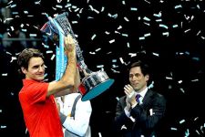 Gelar Spesial Federer Penutup Musim - JPNN.com