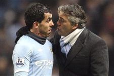 Mancini: Tevez Bertahan di City - JPNN.com