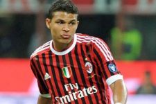 Thiago Silva Jadi Tumbal - JPNN.com