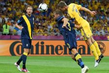 Sheva Bawa Ukraina Unggul 2-1 - JPNN.com