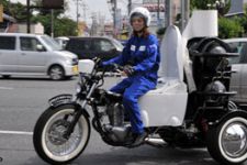TOTO Bikin Motor Berbahan Bakar Tinja - JPNN.com
