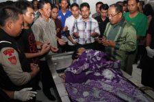 Calon Guru Makin Menggila - JPNN.com