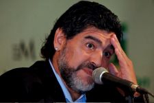 Maradona Bantah Nunggak Pajak - JPNN.com