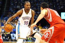 Rockets Tunda Pesta OKC - JPNN.com