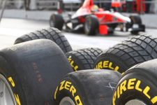 Pirelli Isyaratkan Bertahan di F1 - JPNN.com