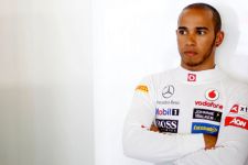 Hamilton Lempar Handuk Kejar Juara Dunia - JPNN.com