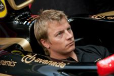 Kimi Butuh Keberuntungan di Italia - JPNN.com