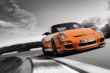 Mudah Terbakar, Porsche 911 GT3 Ditarik dari Pasaran - JPNN.com