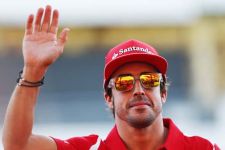 Alonso Nilai Mercedes Tunjukkan Kejutan Menyenangkan - JPNN.com