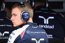 Bottas Patahkan Dominasi Mercedes - JPNN.com