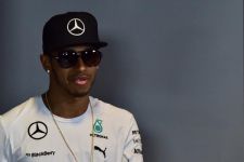 Hamilton-Rosberg Bawa Permusuhan di Atas Lintasan - JPNN.com