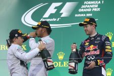 Sabet Juara, Hamilton Patahkan Kutukan di Suzuka - JPNN.com