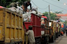 ALAMAK!!! Monas Bakal Jadi Tempat Sampah - JPNN.com