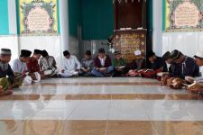 Gadaikan Emas Istri, Bangun Ponpes dan Membumikan Alquran - JPNN.com