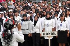 Cium Aroma Pengangkatan Honorer Dipolitisasi - JPNN.com