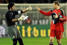 Jerman vs Italia, Buffon Khawatir Neuer Tersinggung - JPNN.com