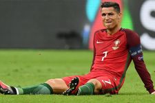 Kabar Terbaru Cedera Cristiano Ronaldo, Terancam Absen Lama - JPNN.com