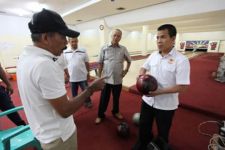 Pertajam Mental, Atlet PON Sumbar Gelar Try Out Bowling Terakhir - JPNN.com