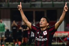 Legenda Milan Ini Puji dan Kritik Carlos Bacca - JPNN.com