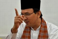 SERU! Pendukung Risma dan Ahok Adu Dukungan - JPNN.com