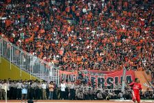 Persija Kesulitan Lapangan dan Lawan - JPNN.com