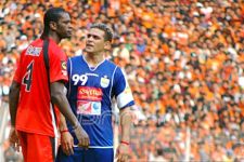 Maung Nafsu Getarkan Jala Arema - JPNN.com