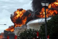 Kilang Pertamina Cilacap Terbakar - JPNN.com