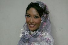 Ayu Dewi Incar Pemilik Perusahaan - JPNN.com