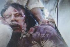 Khadafi Ditembak Mati di Kampung Sendiri - JPNN.com