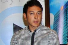 Dimas Anggara Beruntung Bawa Sambal ke Paris - JPNN.com