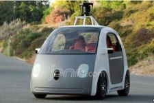 Google Ciptakan Mobil Mengemudi Sendiri - JPNN.com