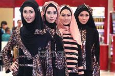 Tampil Cantik dengan Busana Muslimah - JPNN.com