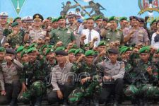 TNI-Polri di Malinau Tunjukkan Kekompakan Jaga Perbatasan RI - JPNN.com