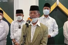 Di Hadapan Airlangga Hartarto, Kiai Nadjamuddin Bicara Kekufuran - JPNN.com Sultra