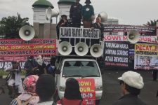 Mak-mak Ikut Demo Mahasiswa 21 April, Jokowi Mundur Harga Mati - JPNN.com Sultra