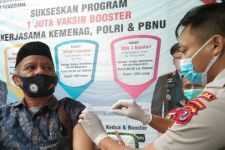 Vaksinasi Covid-19 Lansia di Kendari Sudah Melebihi Separuh - JPNN.com Sultra