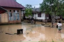 Banjir Buton, 132 Rumah Terendam Ketinggian hingga 1 Meter - JPNN.com Sultra