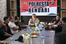 Kapolresta Kendari Kombes Eka Kumpulkan Pengusaha Tempat Hiburan Malam - JPNN.com Sultra