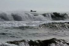 Waspadai Gelombang Air Laut Setinggi Empat Meter di Perairan Sultra - JPNN.com Sultra