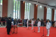 Gubernur Ali Mazi Melantik Wabup Koltim dan Tiga Pj Bupati - JPNN.com Sultra
