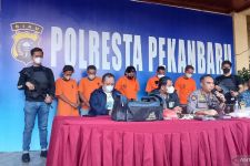 Polresta Pekanbaru Tangkap 3 Pengedar Narkoba di Sumbar - JPNN.com Sumbar